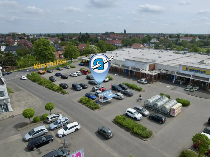 Spargelverkauf in Tangermünde, auf dem EDEKa Parkplatz, in der Nähe der Kirschallee, Garlipp-Spargel