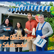 Die Schatzsuche fand heute in Magdeburg statt. Einen echten Silbertaler im geschälten Spargel fand Marko Ehwe. Er ist damit Glücksbringer Nummer 2 in diesem Jahr! Herzlichen Glückwunsch sagen Arne Garlipp und das Team Garlipp-Spargel!