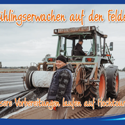 Wir bereiten gerade die kommende Spargelsaison für Sie vor. Der Boden benötigt jetzt besondere Aufmerksamkeit von uns, denn der Spargel erhält Energie durch die Sonne. Garlipp-Spargel arbeitet für Sie daran.